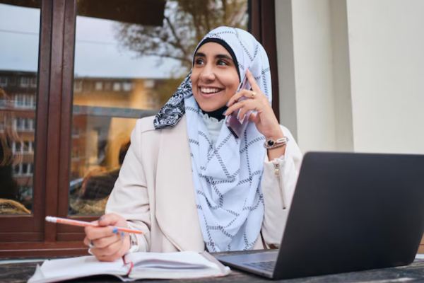 Credit Tips for Moroccans Living in Paris in 2025
