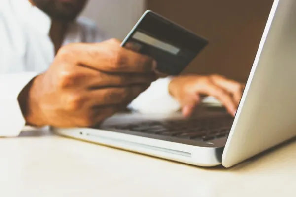 EFT vs Traditional Payments