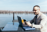 Google Pay vs. Apple Pay in Finland: Send Money to Pakistan