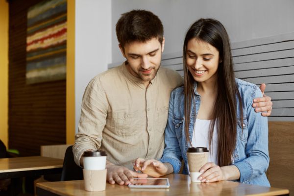 Secure & Affordable Money Transfers from Spain to Ghana | ACE Guide 2025