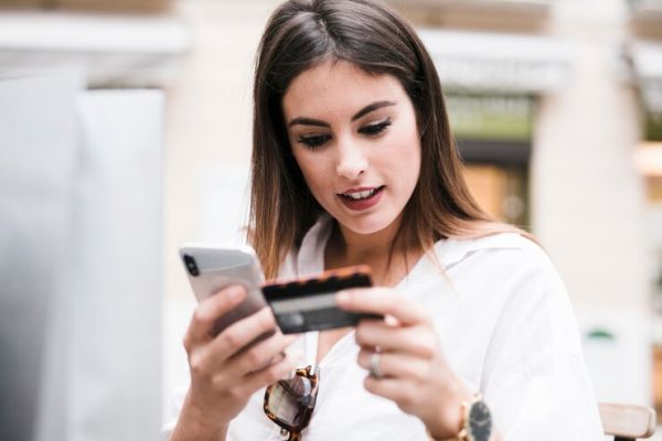 Spain to India: Fast UPI Transfer