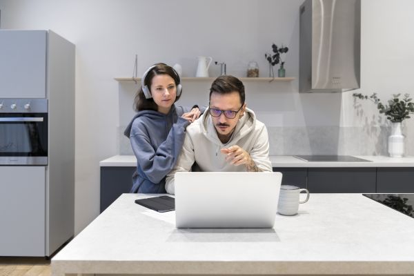 Credit Score Tips for Pakistani Expats in Australia