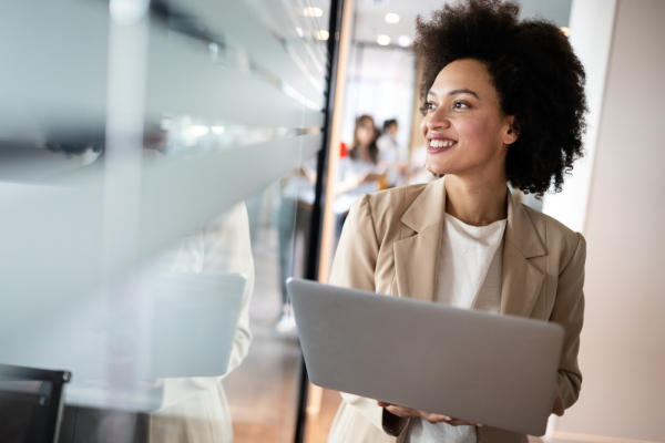 navigate the Romanian economic environment and identify efficient ways to send money to Nigeria