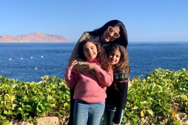 Pakistani Families In Spain: Saving, Schooling, And Settling