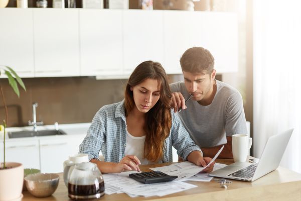 Using Fintech to Cut Fees on Madrid  to Bogotá Transfers